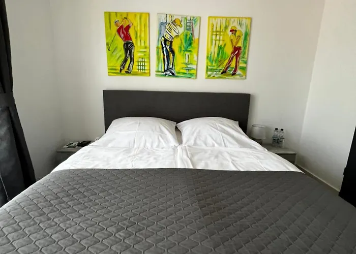 Hotel Aggerschloesschen 3*